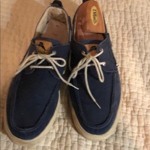 Tommy Bahamas shoes